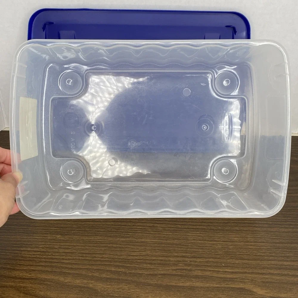 Vtg 2002 Rubbermaid Classic Clears Storage Box #5805 5.6qt/5.28L w Blue Lid